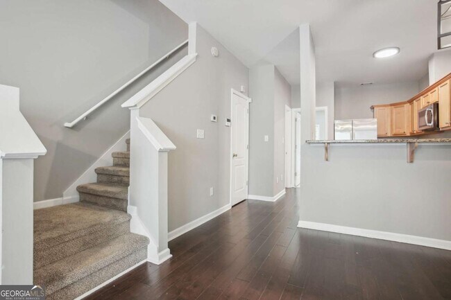 Building Photo - 2360 Johnson Rd NE