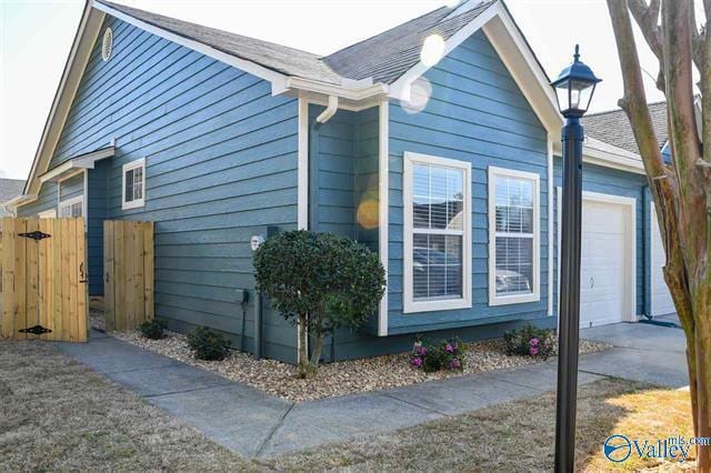 Building Photo - 101 Bridle Trace Ln