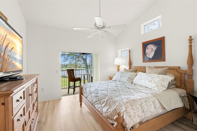 Building Photo - 6758 Fairview Terrace