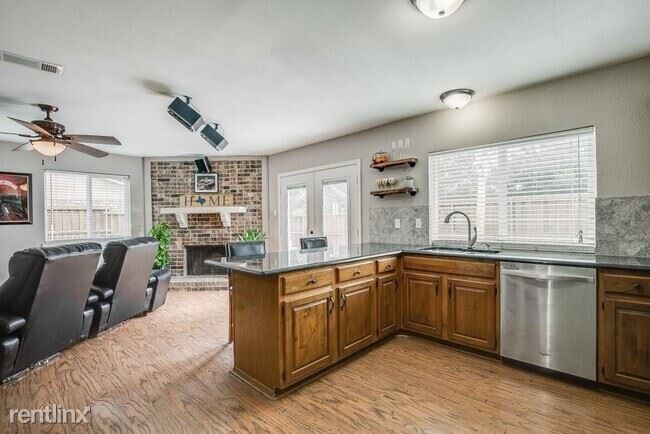 Building Photo - 3 br, 2 bath House - 9006 Bryson Dr