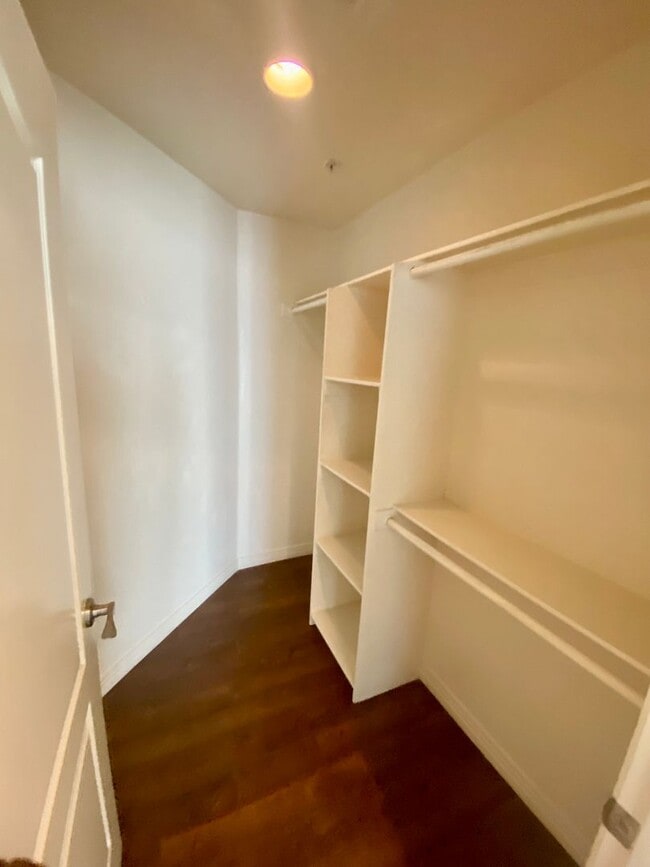 Building Photo - Spacious 4 Bed, 3 Bath Townhouse in Torrance $3,850