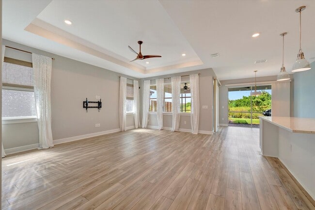 Building Photo - Del Webb Bayview Home, Active 55+ Communit...