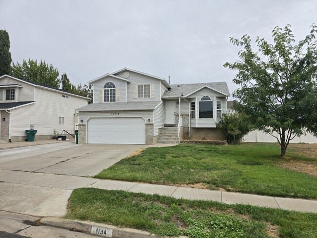 Building Photo - 1134 N 2525 W