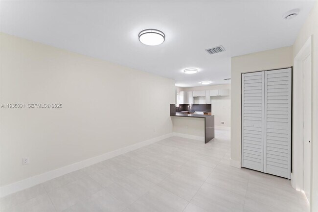 Building Photo - 1181 NW 66th St