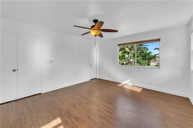 Building Photo - 9144 NW 43rd Ct