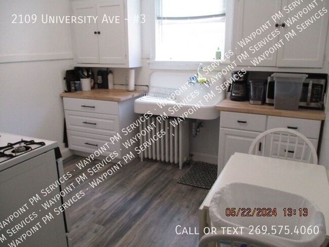 Building Photo - 2109 University Ave