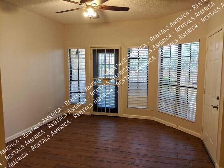 Building Photo - 8888 N 47th Ave