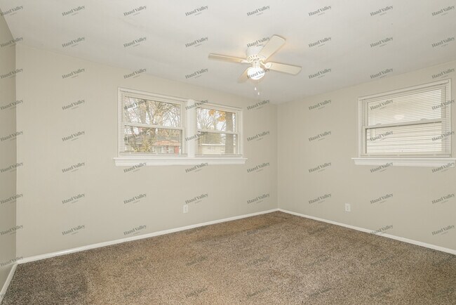 Building Photo - 8411 Rosalind Ct