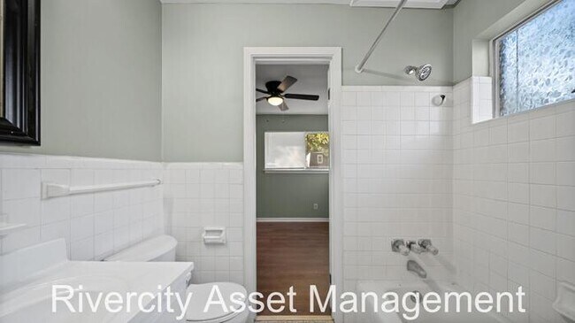 Building Photo - East Memphis Beauty!!!! Section 8 Welcomed !!!