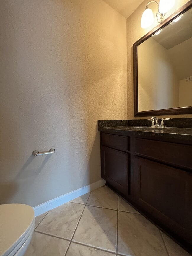 Building Photo - 25030 Buttermilk Ln