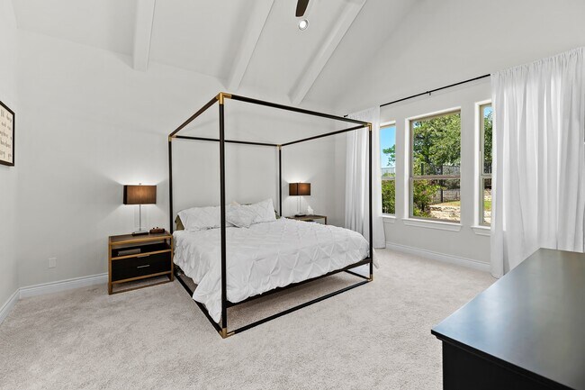 Building Photo - 127 Loysoya St