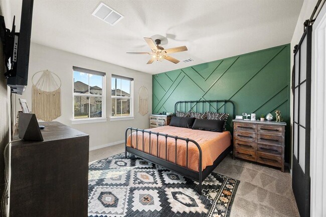 Building Photo - 2809 Stone Branch Dr