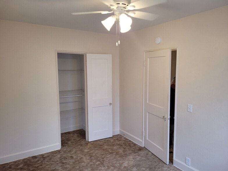 Bedroom - 530 W 10th St N