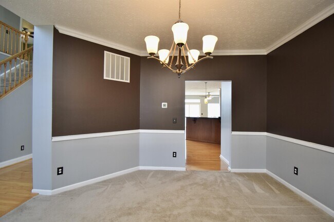 Building Photo - 5167 Elm Leaf Trail