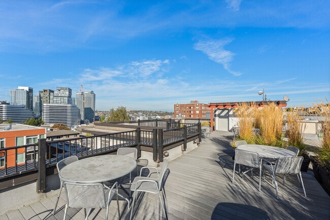 Building Photo - 1610 Belmont Ave