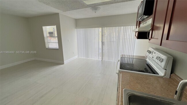 Building Photo - 9331 SW 4th St