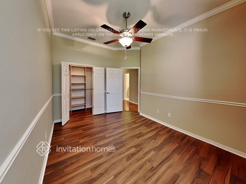 Building Photo - 626 Westhampton Ct