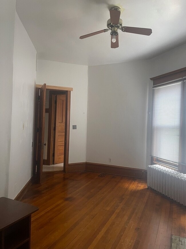 Building Photo - 4512 S King Dr