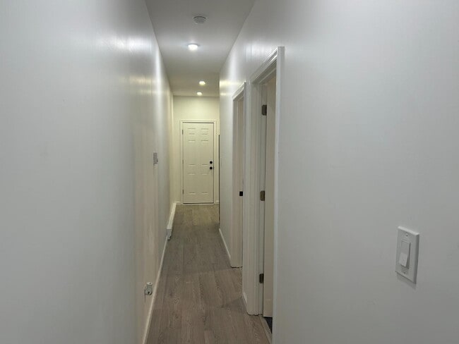 Building Photo - 222 W Patterson St