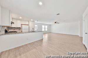 Building Photo - 10626 McClintock Dr