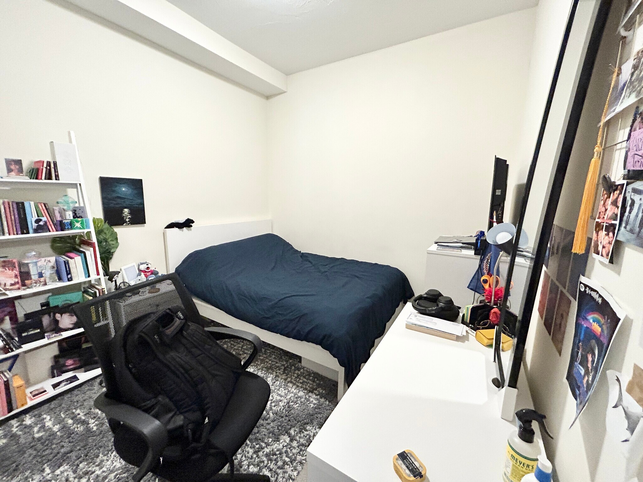 Building Photo - 81 Amory St