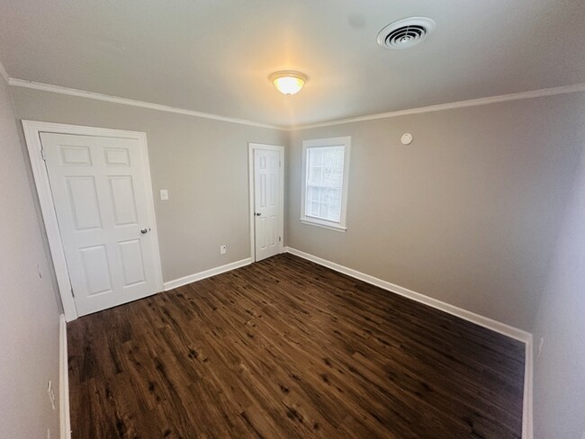 Building Photo - 781 Dawn Cove