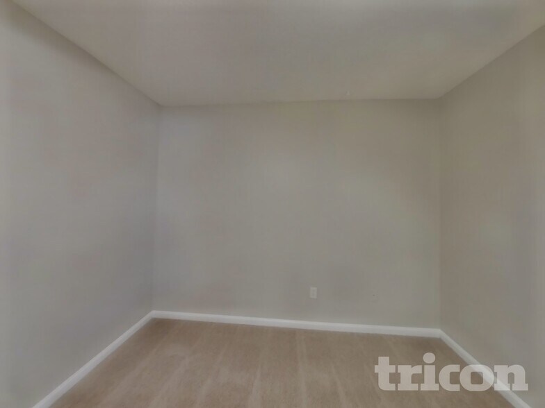 Building Photo - 5427 Spring Ridge Ct