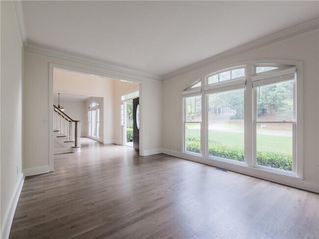 Building Photo - 7335 Craigleith Dr