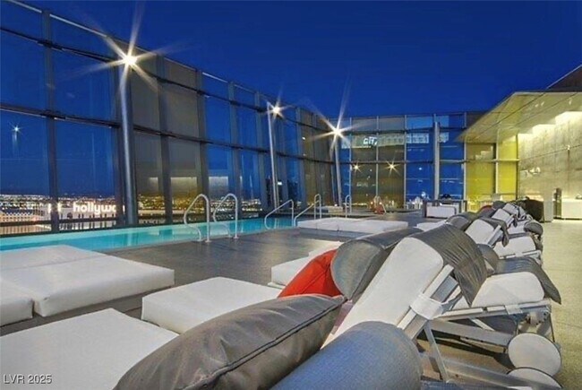 Building Photo - 3726 S Las Vegas Blvd