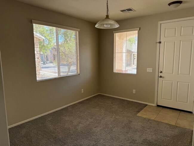 Building Photo - Beautiful Home for Rent in Tolleson!