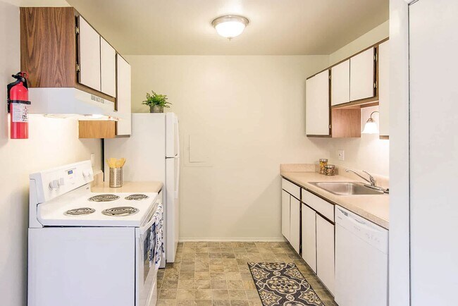 Interior Photo - Aspen Chase