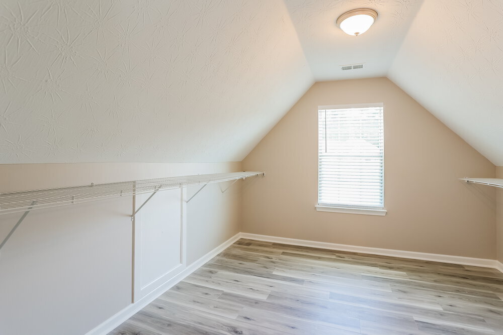 Building Photo - 625 Blueangel Dr