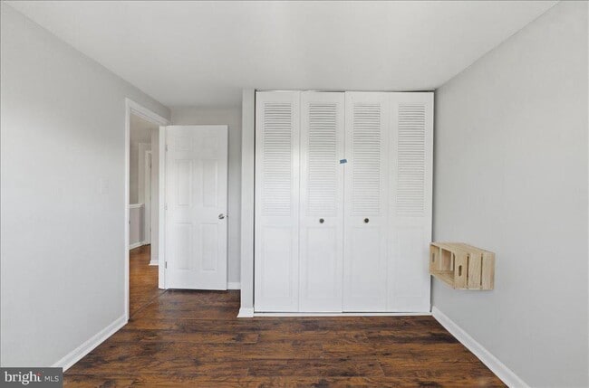 Building Photo - 1490 Autumn Ridge Cir