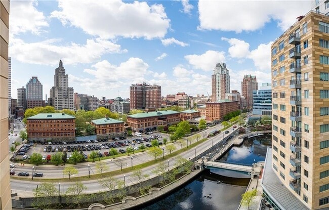 Building Photo - 100 W Exchange St