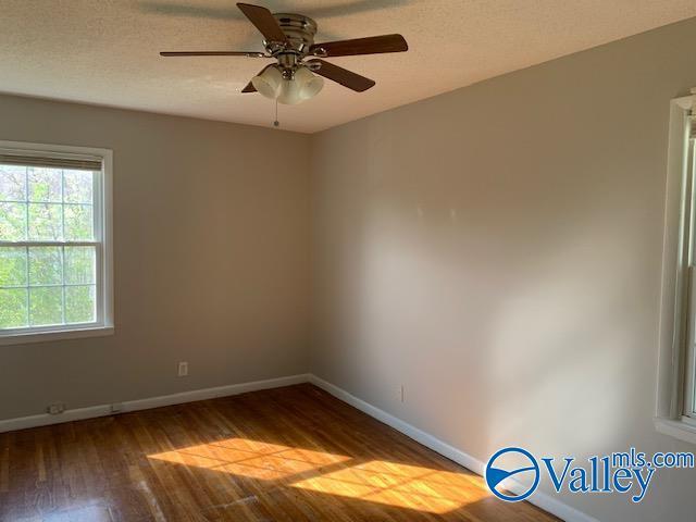 Building Photo - 5003 NW Stag Run Cir