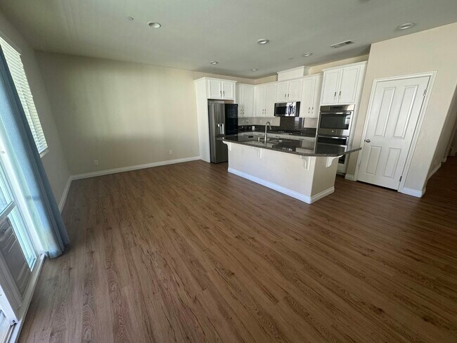 Building Photo - 36046 Agape Ln