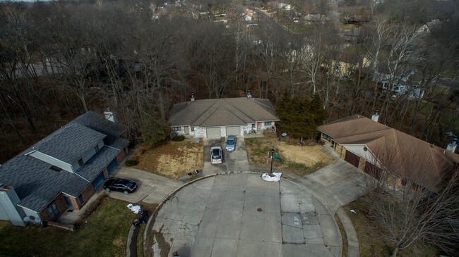 Building Photo - 1605-1607 Handley Place