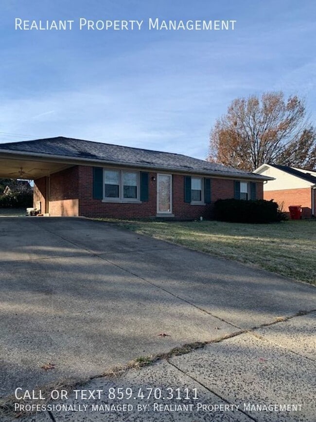 Building Photo - 508 Hickory Hill Dr