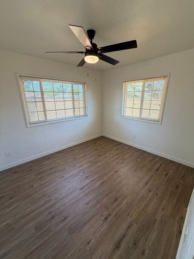 Building Photo - Remodeled home