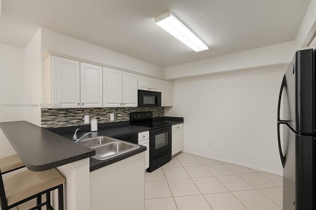 Building Photo - 155 NW 96th Terrace