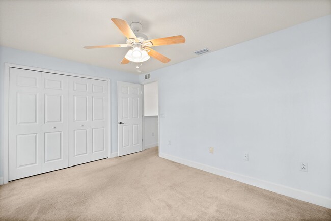 Building Photo - 234 Murano Dr