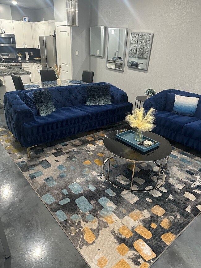 Building Photo - 7925 Brandon St