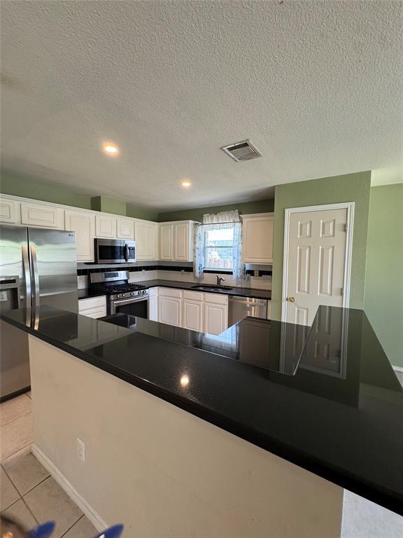 Building Photo - 8312 Dulac Dr