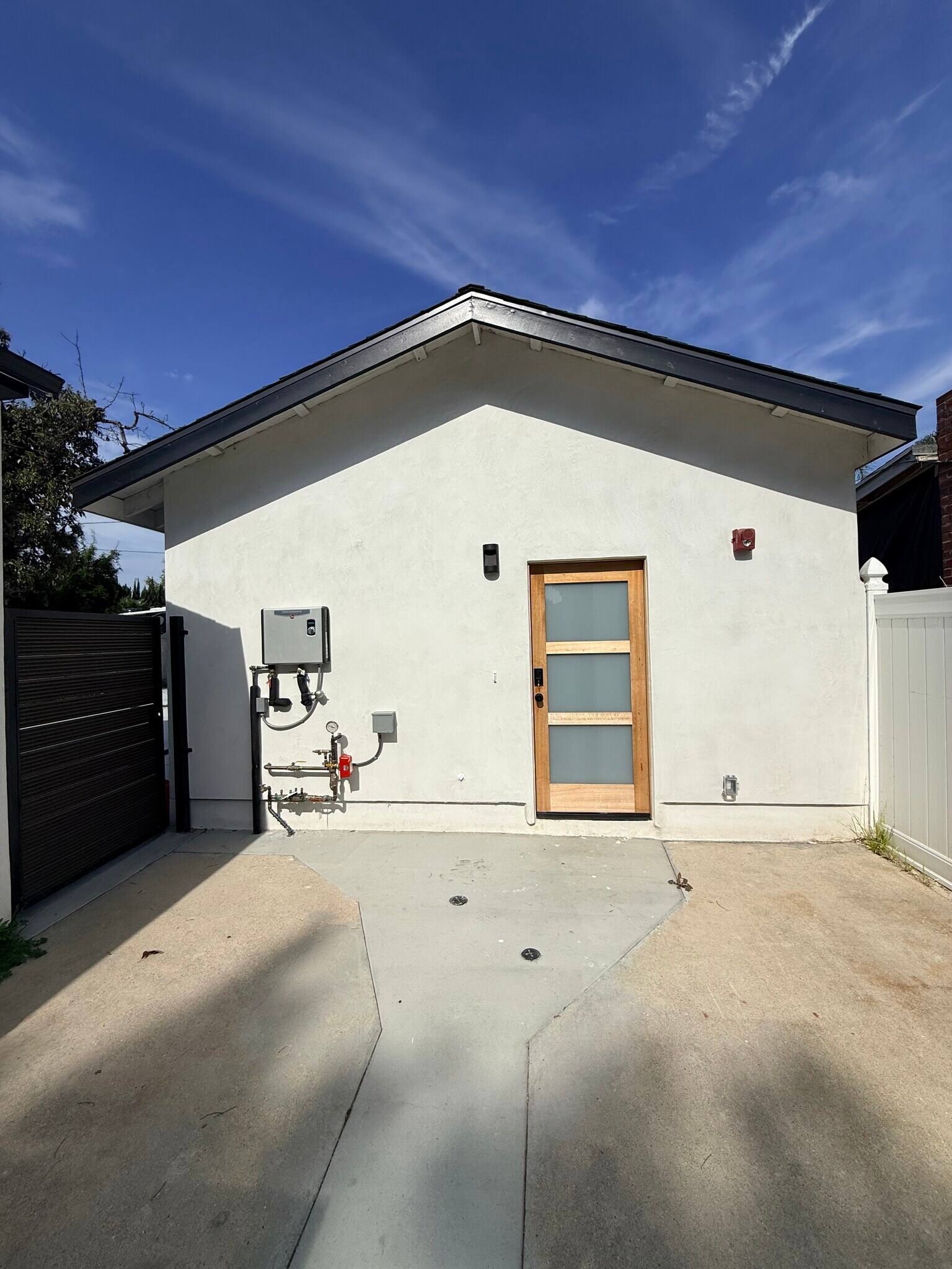 Building Photo - 111 E 60th St