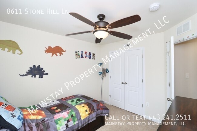 Building Photo - 8611 Stone Hill Ln