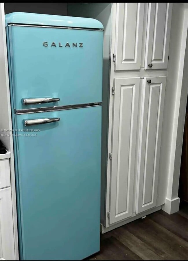 Building Photo - 700 NW 214th St