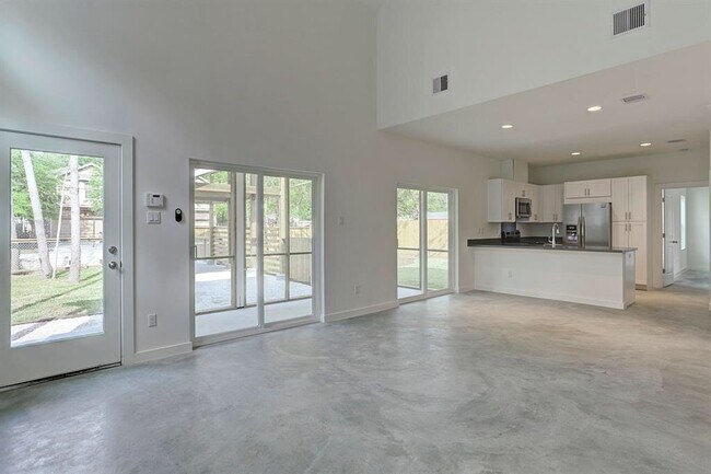 Building Photo - 6712 Cohn St