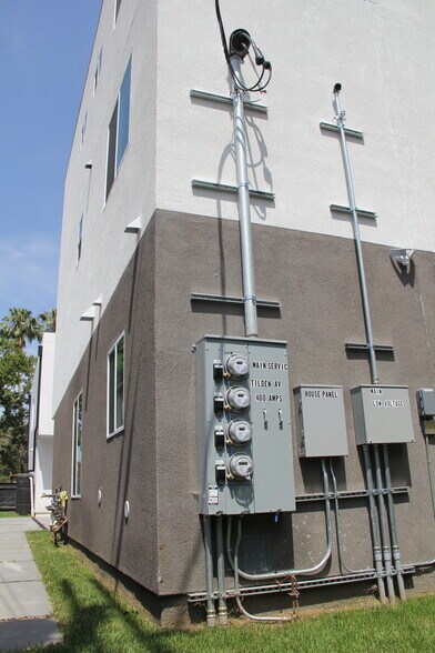 Building Photo - 5244 Tilden Ave
