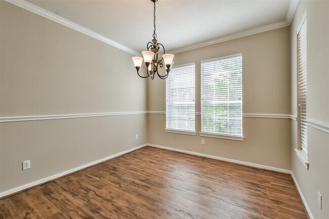 Building Photo - 24031 Bonnamere Ln