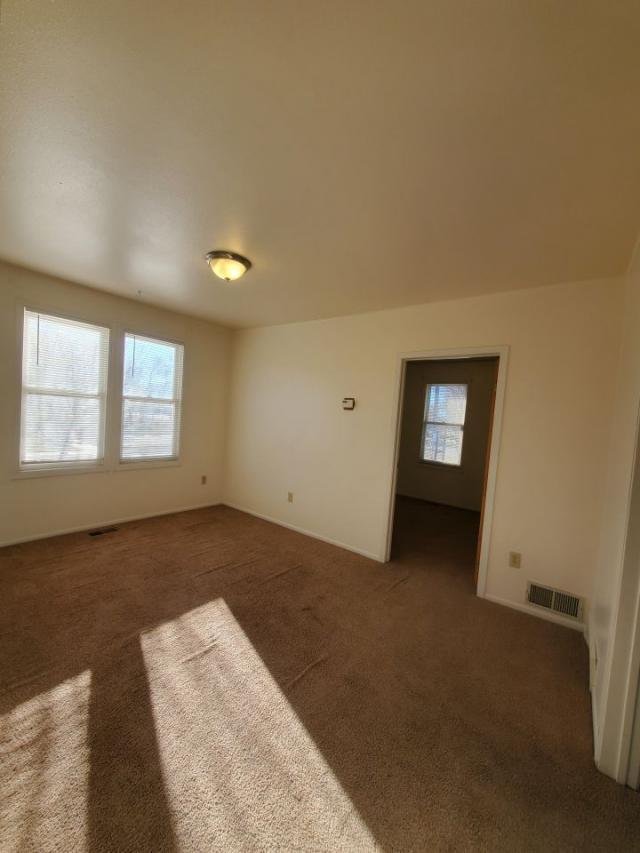 Building Photo - 2 bedroom in Billings MT 59101